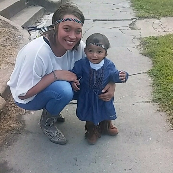 Meet your Posher, Cisaley - Picture 1 of 1